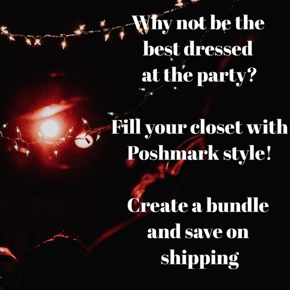 Simply Vera Tee - Picture 7 of 7